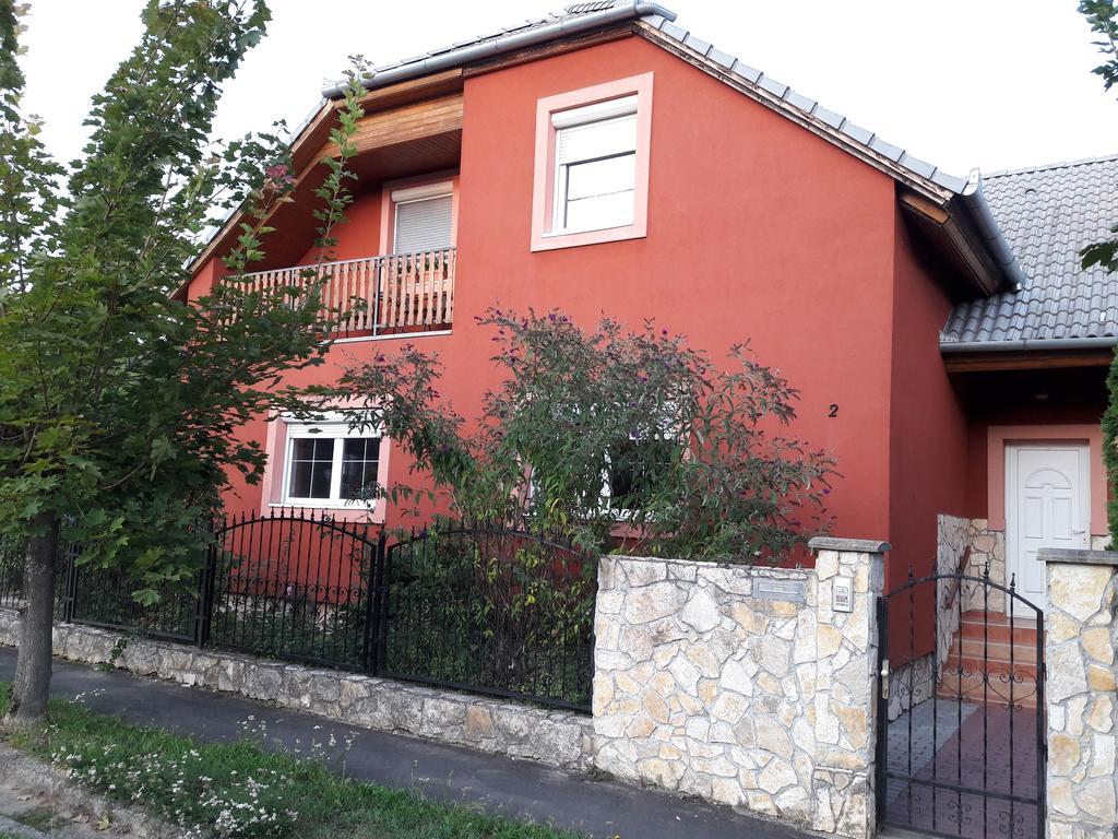 Zala Holiday Apartman Keszthely Exterior photo